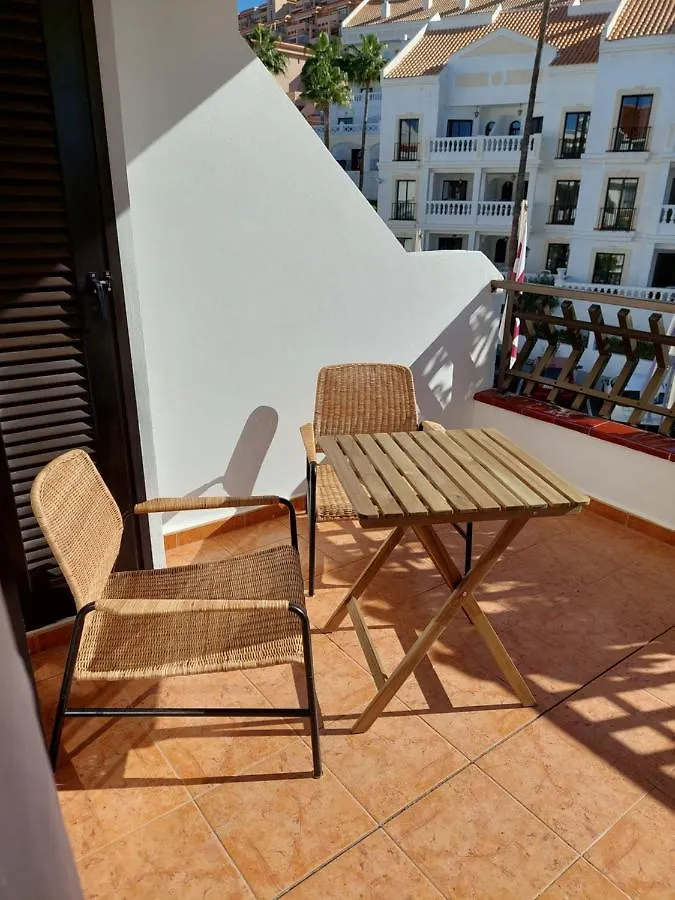 Greatly Located Apartment With Heated Pool, Los Cristianos